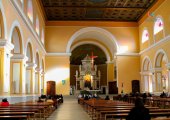 Im Inneren der Kirche von Santa Maria