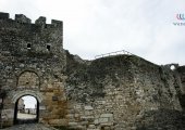 Der Haupteingang auf die Burg von Berat